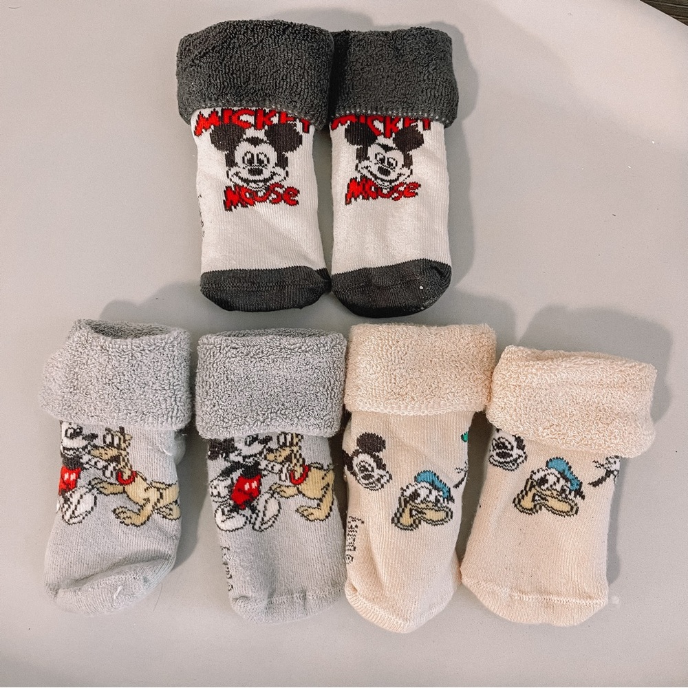 NWOT H&M Toddler Mickey Socks - Shoe Size 4 - Picture 3 of 4